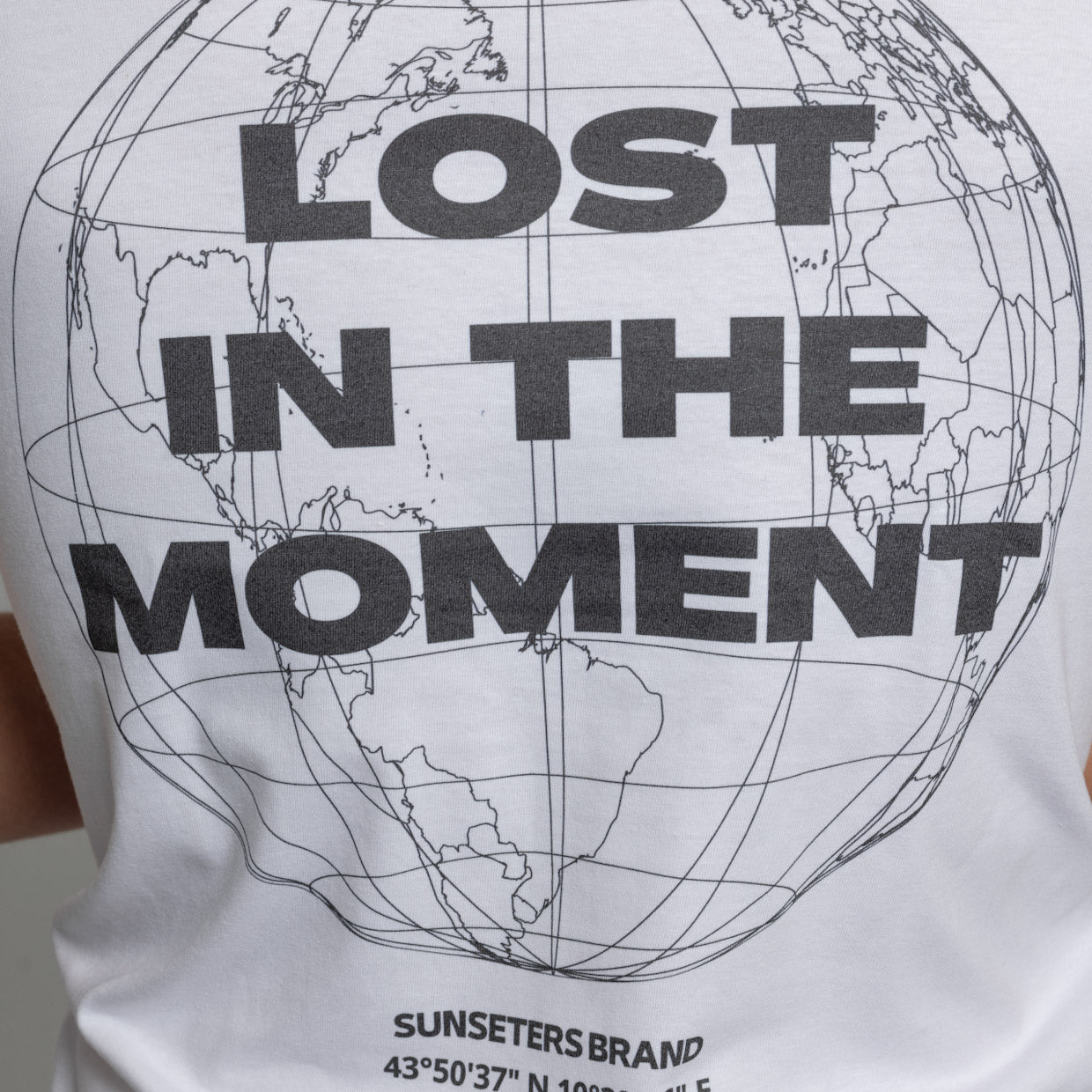 LOST IN THE MOMENT TEE