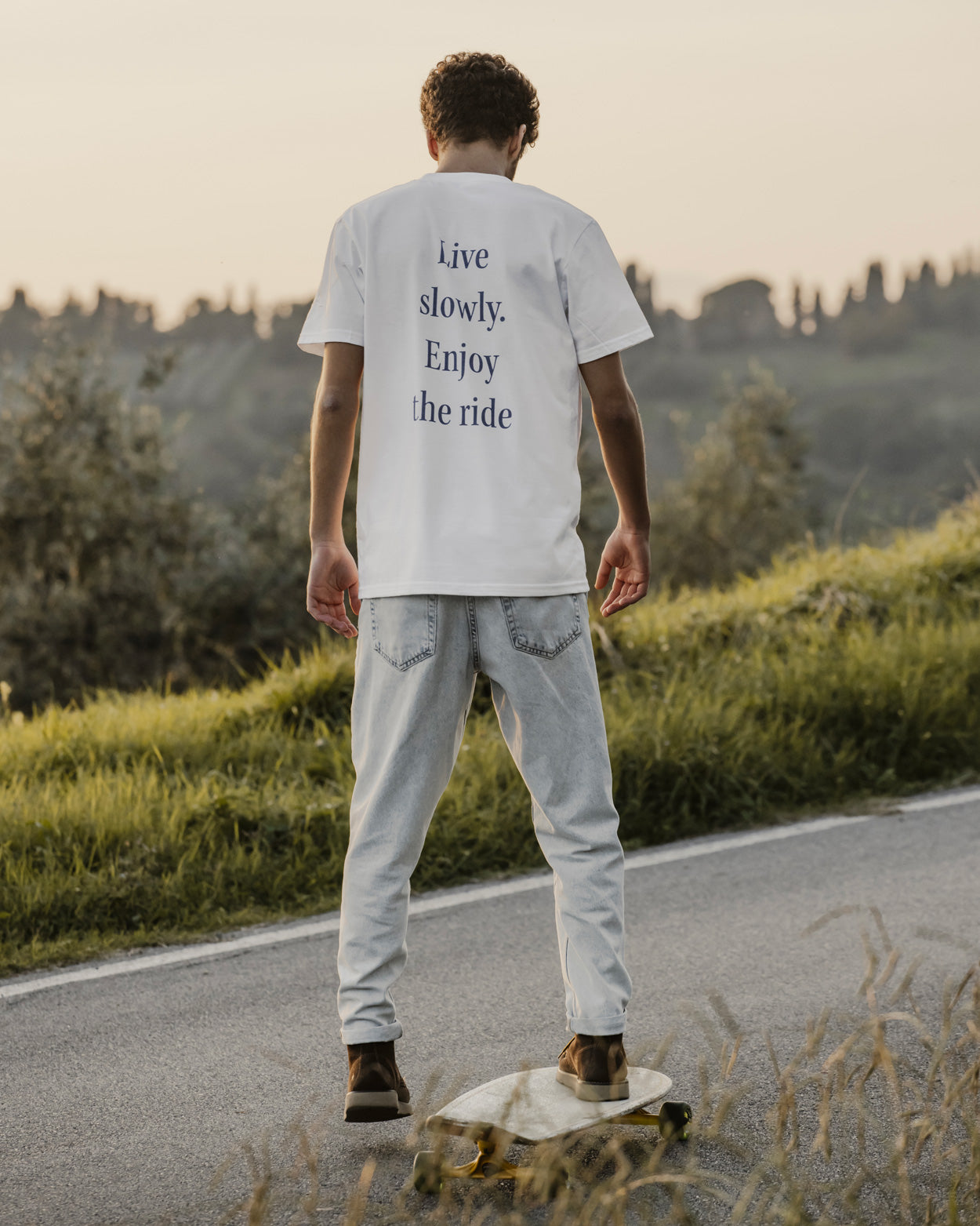 SLOW LIFE - TEE